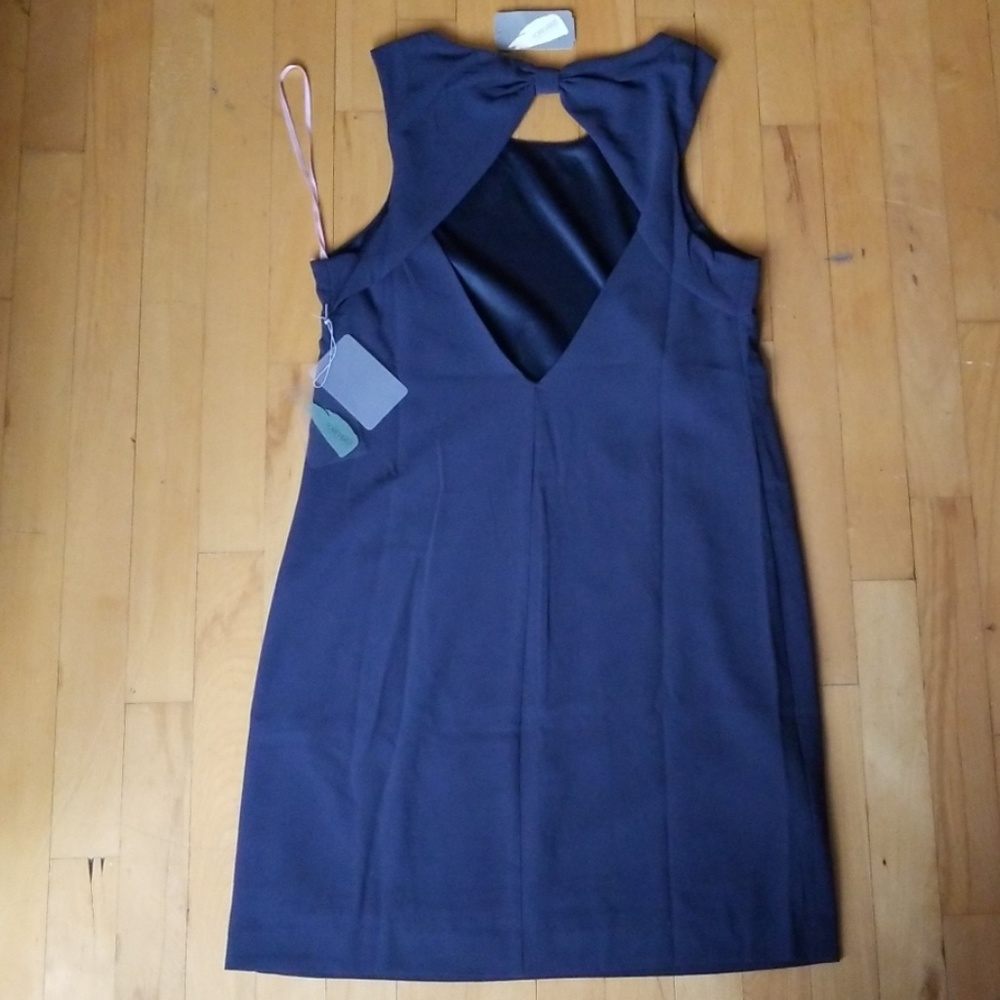 Forever 21 open back dark grey dress Small